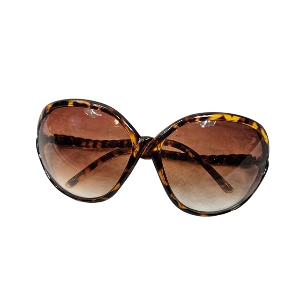 Oversized Round Tortoise Shell Sunglasses Twisted Curved Arms Women's - Picture 2 of 11